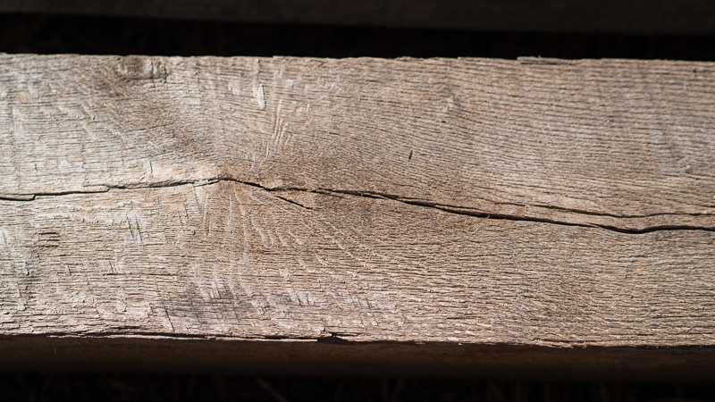 Timber cracks (checks) in Reclaimed Wood Timber